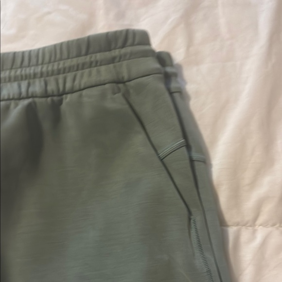 Lululemon Soft Stream High Rise Short - Picture 4 of 4